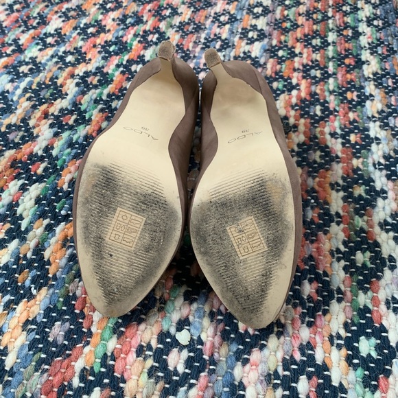 Aldo Womens Taupe Suede High Heel - Picture 5 of 6